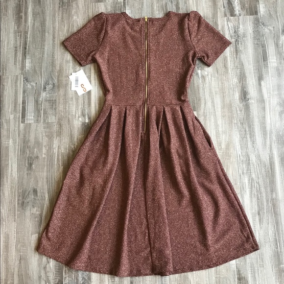 New Elegant Lularoe Amelia - Picture 3 of 3